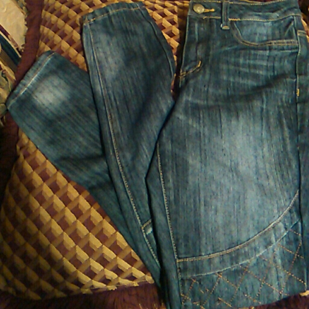 #FREE Rue 21 high waist jeans.inseam31